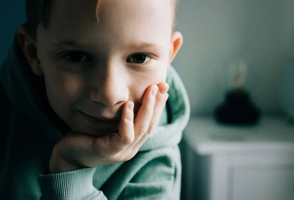 Close Portrait Year Old Boy Looking Right Camera — Stock Photo, Image