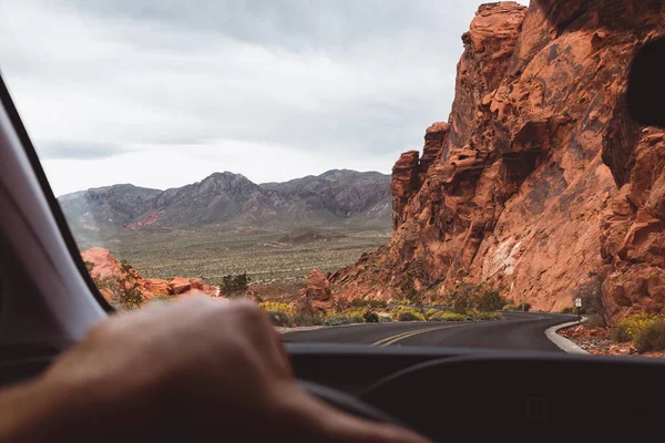 Bestuurders Pow Van Woestijn Weg Naar Bergen Valley Fire Nevada — Stockfoto