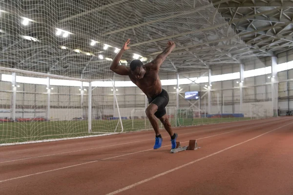 Shirtless Black Sportsman Starting Run Block Workout Stadium — Stock Photo, Image