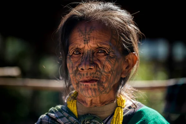 Mindat Chin Staat Myanmar Oude Chin Kaang Tribale Vrouw Met — Stockfoto