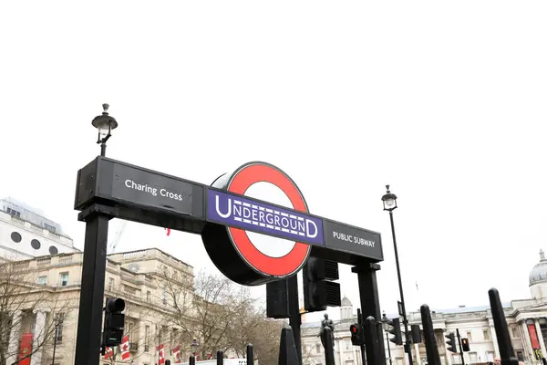 London Circa September 2018 Straatnaambord Stad Parijs Frankrijk — Stockfoto