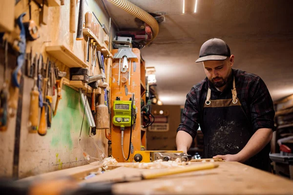 Carpenter Working Wooden Saw Workshop — Stock Photo, Image