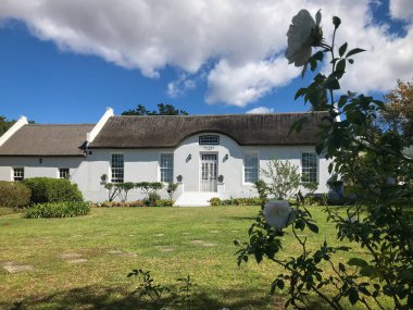 1838 'de Güney Afrika, Swellendam' da geleneksel Hollanda Burnu tarzı inşa edilen eski ev