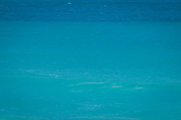 Volledig Beeld Van Turkoois Blauw Oceaanwater — Stockfoto