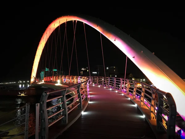 Gangneung Corea Del Sur Febrero 2018 Puente Iluminado Naranja Gangmun —  Fotos de Stock