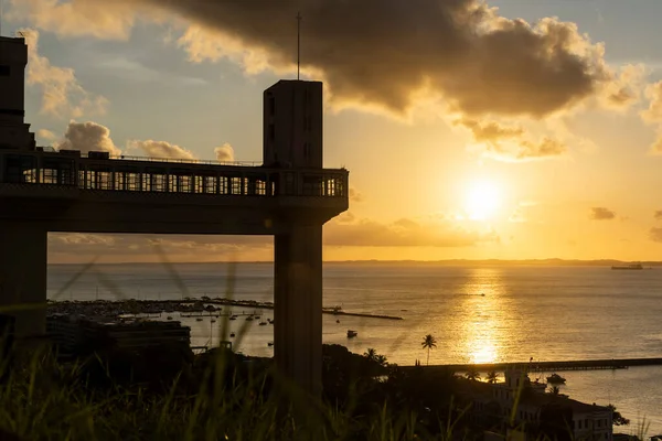 Lacerda 'ya güzel manzara Gün batımında kaldırma tarihi merkezde