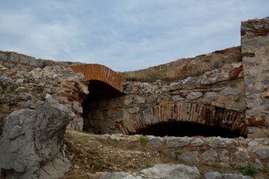 İsrail 'in antik şehrinin eski kalesinin kalıntıları,