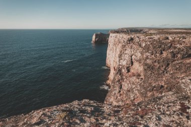 Deniz kıyısının güzel manzarası