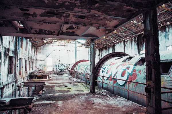 Stary Opuszczony Budynek Fabryczny — Zdjęcie stockowe