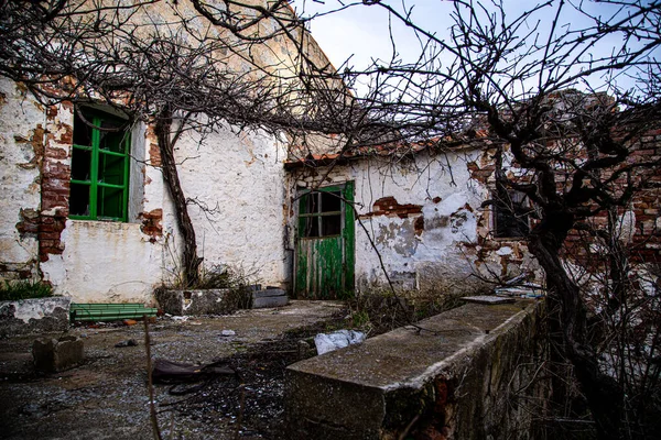 Una Vieja Casa Abandonada — Foto de Stock