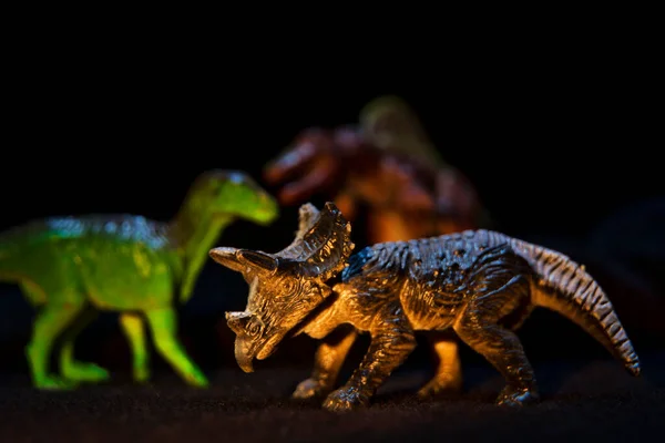 Деталь Фігур Динозаврів Чорному Тлі — стокове фото