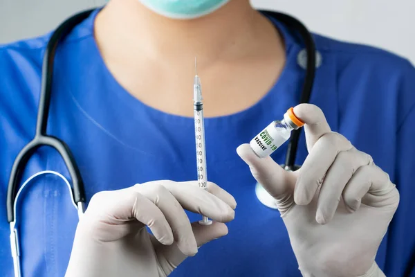 Impfstoff Und Spritze Zur Vorbeugung Immunisierung Und Behandlung Gegen Covid — Stockfoto