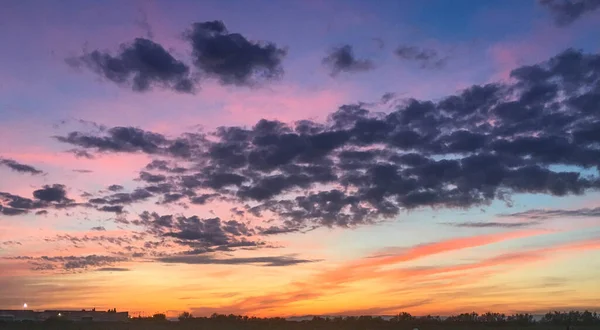 Beau Ciel Couchant Avec Nuages — Photo