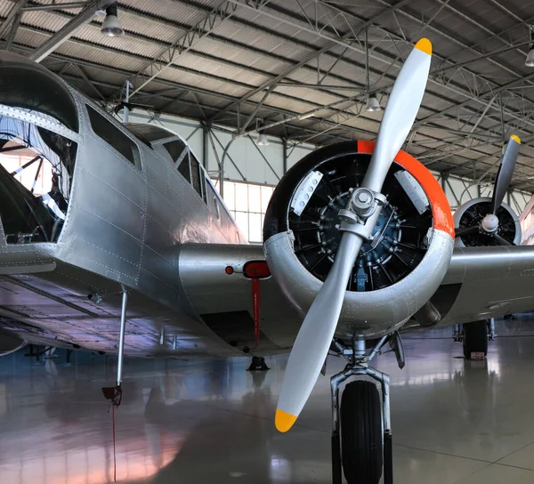 Old Airplane Garage Industrial — Stock Photo, Image