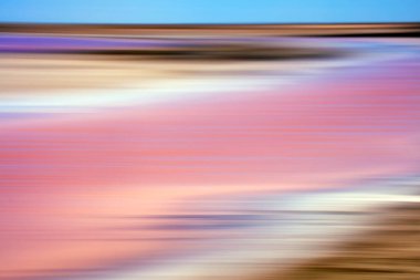 Mark Rothko 'dan esinlenerek ve bir kamerayı hareket ettirerek kromatik düzleme ulaşıldı