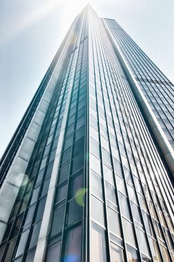 Montparnasse Kulesi, Fransa 'nın Paris şehrinde ünlü bir gökdelen..