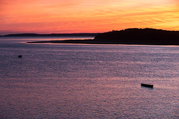 Sunset Wellfleet Bay Shimmering Ocean Reflecting Sunset Colors — Stock Photo, Image
