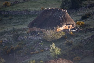 Dağların güzel manzarası