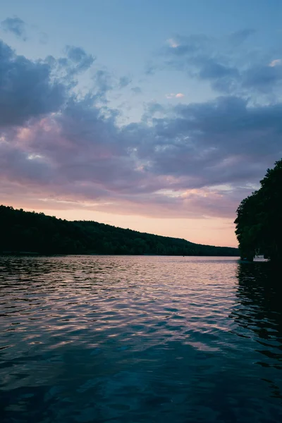 Belo Pôr Sol Sobre Lago — Fotografia de Stock