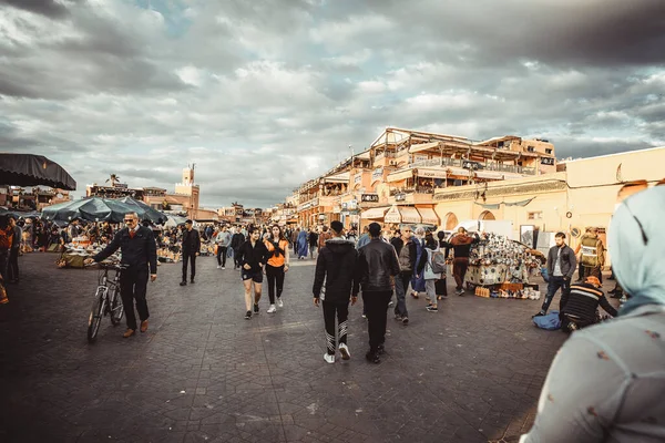 Gente Comprando Mercado Local Marruecos — Foto de Stock