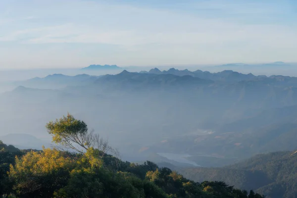 Beau Paysage Des Montagnes — Photo