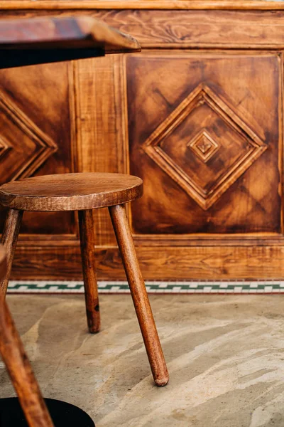 Details Van Het Interieur Houten Tafel Vintage Muur Mozaïek Vloer — Stockfoto