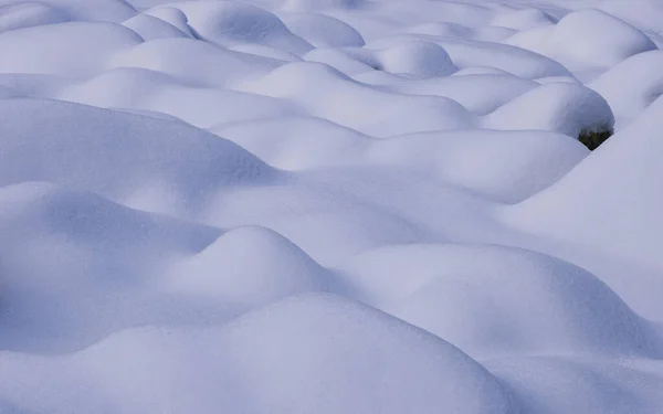 Travesseiros Neve Após Queda Neve Fresca Durante Inverno Sierra Guadarram — Fotografia de Stock