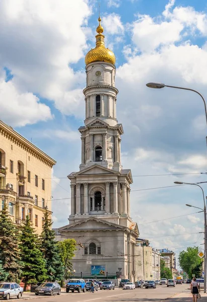 Hermosa Iglesia Fondo Del Cielo — Foto de Stock