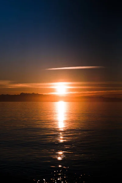 ดวงอาท ตกเหน Puget Sound — ภาพถ่ายสต็อก