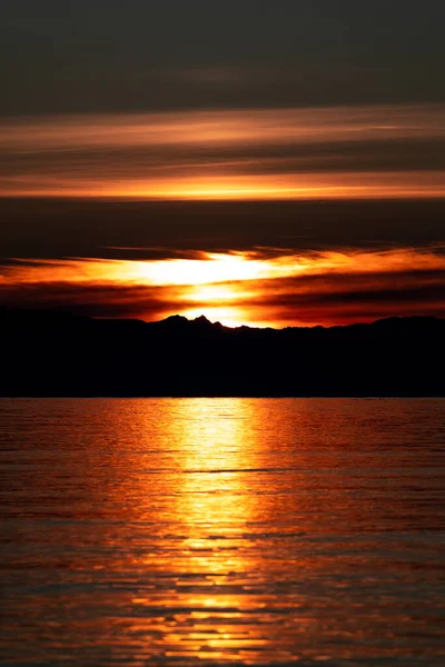Dramatischer Sonnenuntergang Über Dem Olympic National Park Von Whidbey Island — Stockfoto