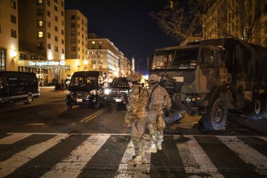 Ulusal Muhafız birlikleri 2021 'deki açılış gününde Washington DC' yi ele geçirdi..