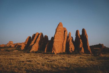 Sunset 'te Kırmızı Kum Taşı oluşumları