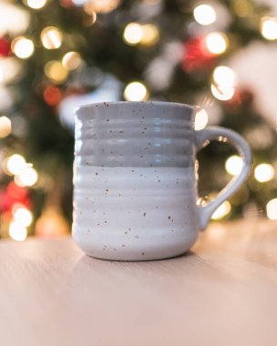 Temel Beyaz ve Gri Kahve Fincanı