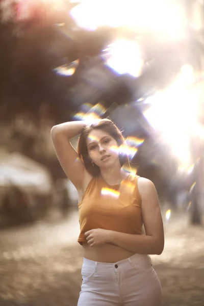 Portrait Jeune Belle Femme Aux Cheveux Roux — Photo