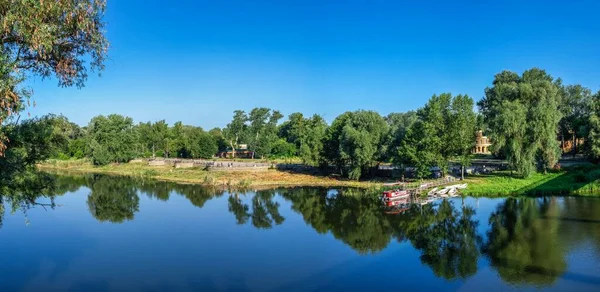 Svyatogorsk Ucrânia 2020 Embankment Perto Rio Seversky Donets Frente Lavra — Fotografia de Stock