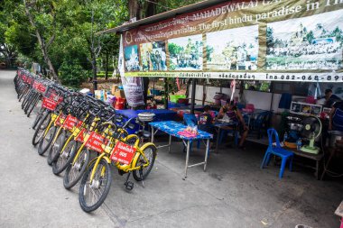 Sıralanmış Bisikletler Covid Virüsünden Korkan Turistleri Bekliyor