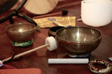 MÜZİKA CUENKOS AİLESİ MEDİTASYON SONIDOS