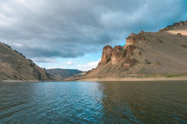 Bulutlu Leslie Gulch Manzarası