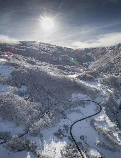 Εναέρια Άποψη Των Βουνών Χειμώνα — Φωτογραφία Αρχείου