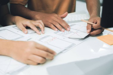 Mobil ve web sitesi tasarımı ve programlama geliştirme teknolojisi