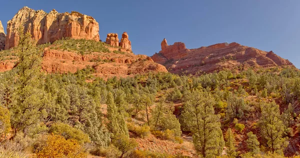 通往蒸汽船岩石Sedona Az的路 — 图库照片