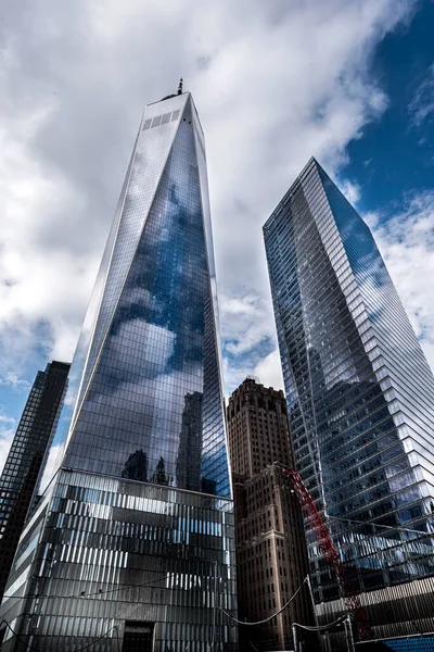 One World Trade Center Jest Głównym Budynkiem Odbudowanego Kompleksu World — Zdjęcie stockowe