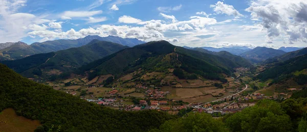 Panorámica Los Pueblos Potes Ojedo — Foto de Stock