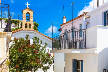 Çeviri: nazo82 Shagrathian