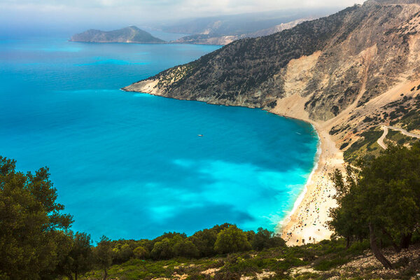 Пляж Миртос, Кефалония, Греция - один из самых популярных пляжей