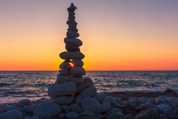 Torre Pedra Junto Praia — Fotografia de Stock