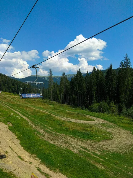 Aufzug Den Bergen Karpaten Ukraine — Stockfoto
