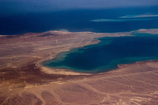 Yeryüzünün Yüzeyi Yukarıdan Adadan Lagünden Mısırdan — Stok fotoğraf