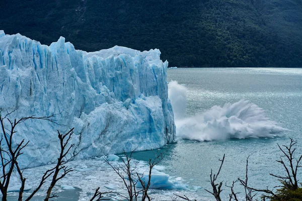 Bristning Perito Moreno Glaciär Argentina — Stockfoto