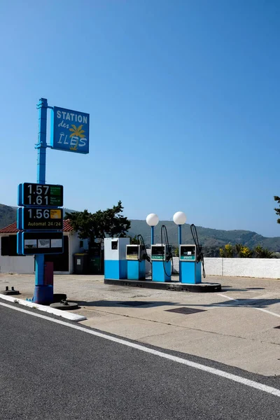 Gas Station Parking Spot Next Sea — Stock Photo, Image